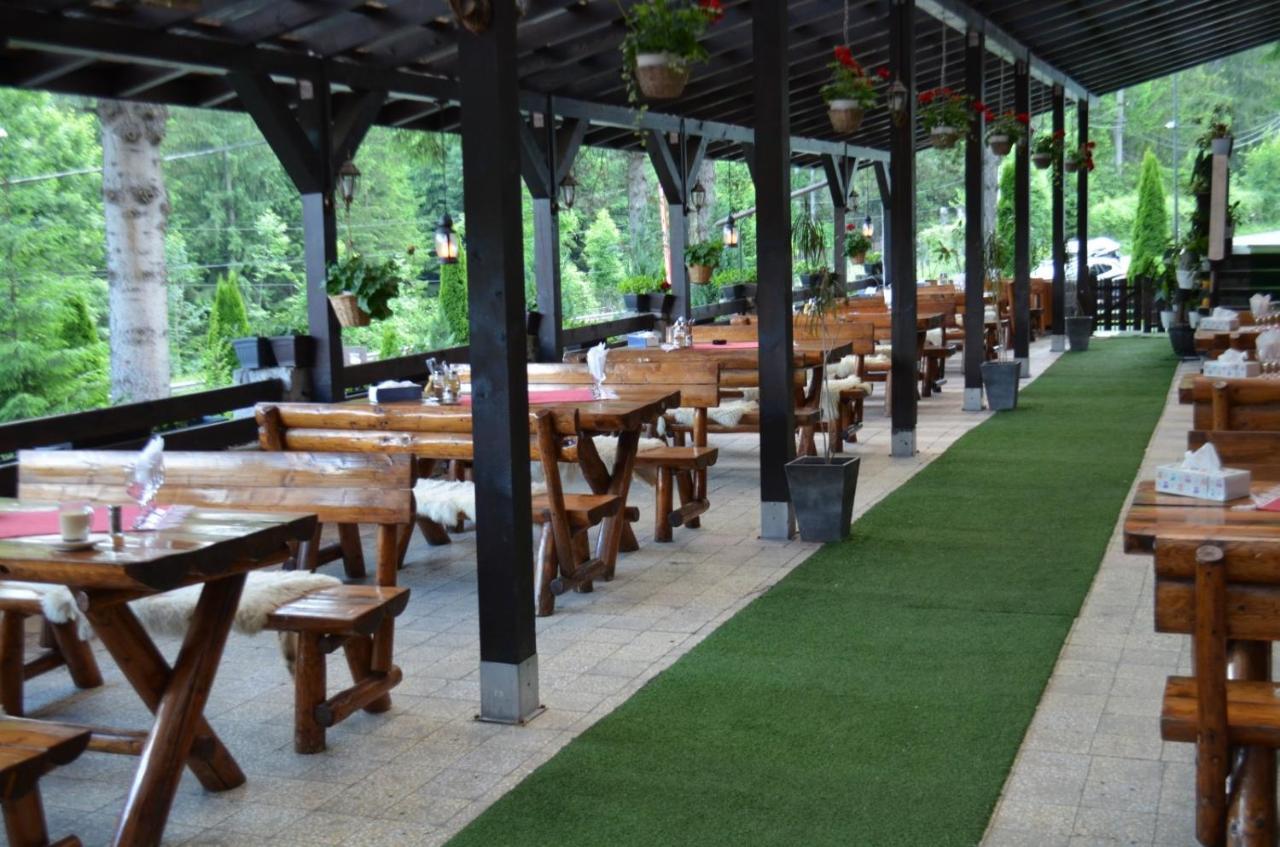 Hanul Izvorul Rece Sinaia Luaran gambar